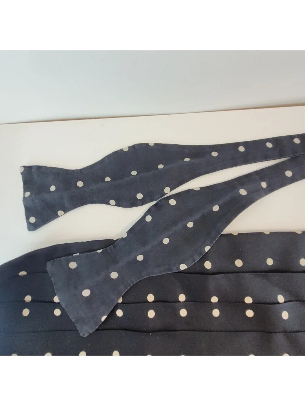 Robert Talbott Men's Silk Cummerbund & Bow Tie Set Navy Polka Dot Formal Tuxedo